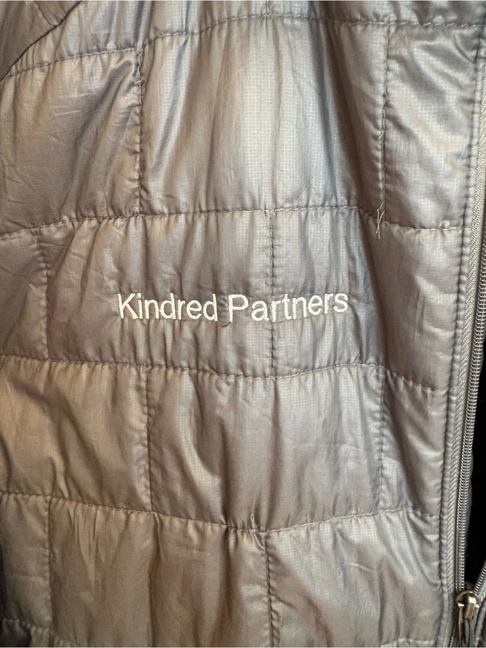 Patagonia Men's Gray Quilted Lightweight Puffer Jacket